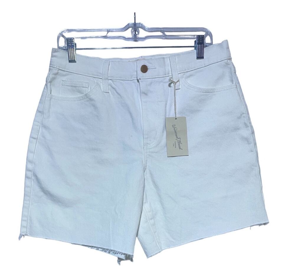 Universal Thread Shorts White Women's Size 8 High Rise Cut-Off New With Tag